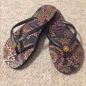 NEVER WORN Havaianas flip flops
